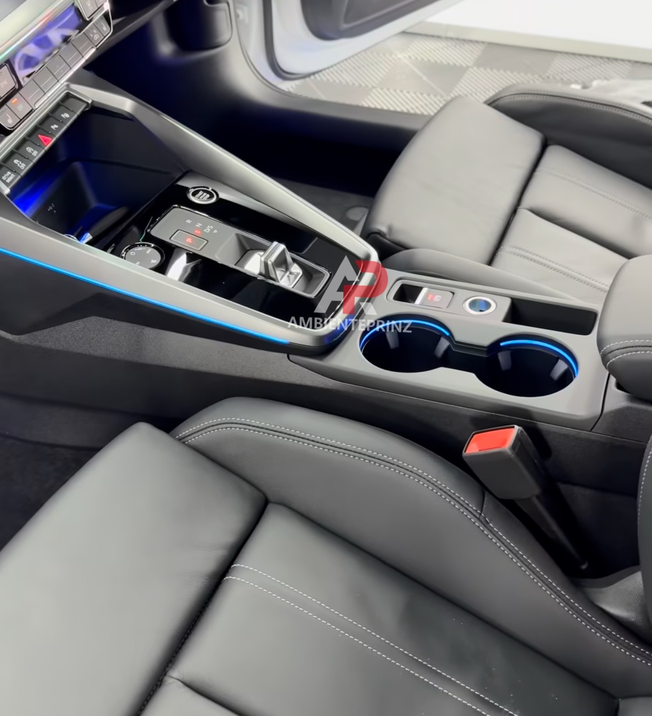 Ambientebeleuchtung für Audi A3 S3 RS3 8Y inkl. Einbau (Nachrüstung)