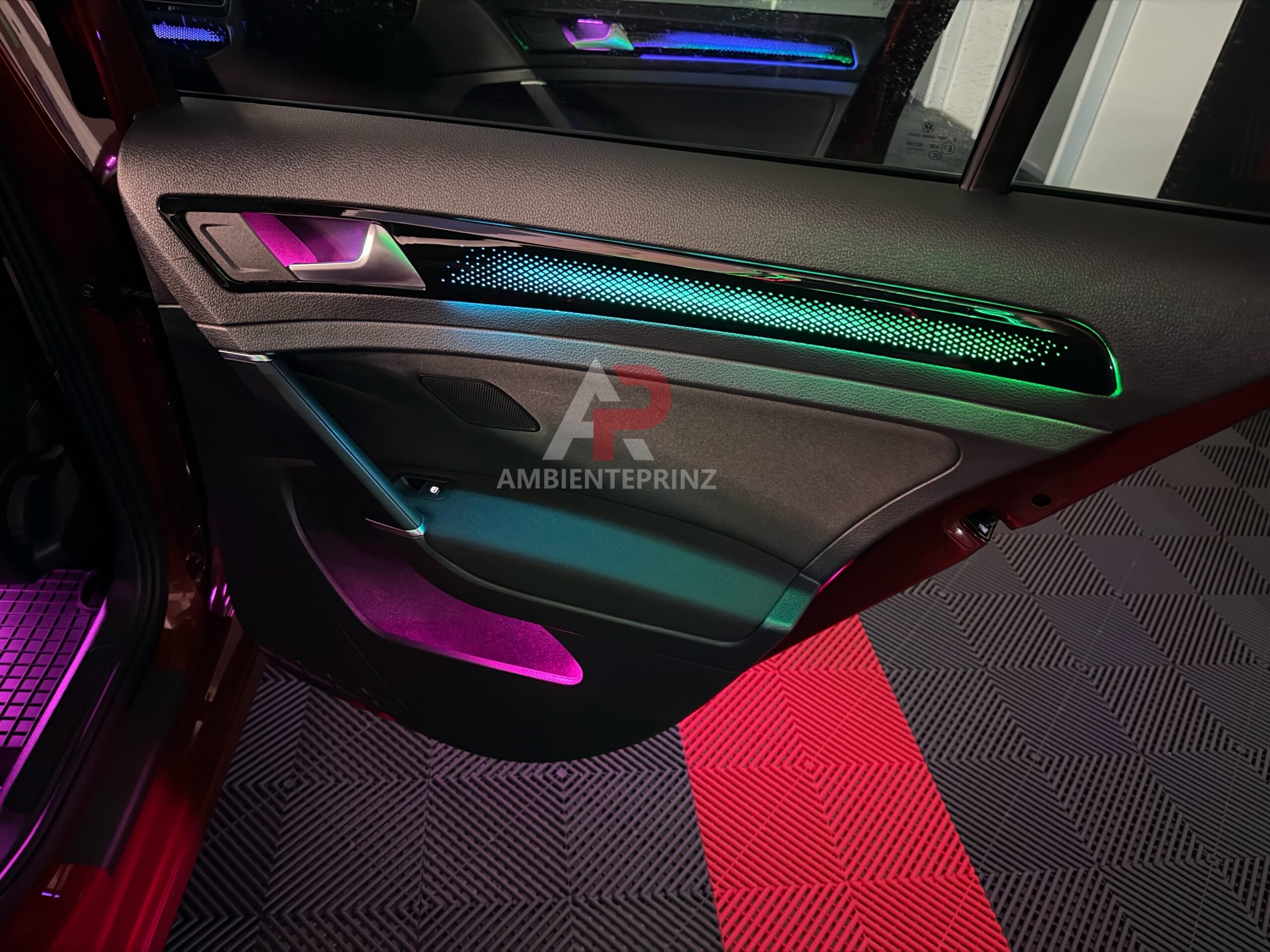 Ambientebeleuchtung für VW Golf 7 inkl. Einbau (Nachrüstung)