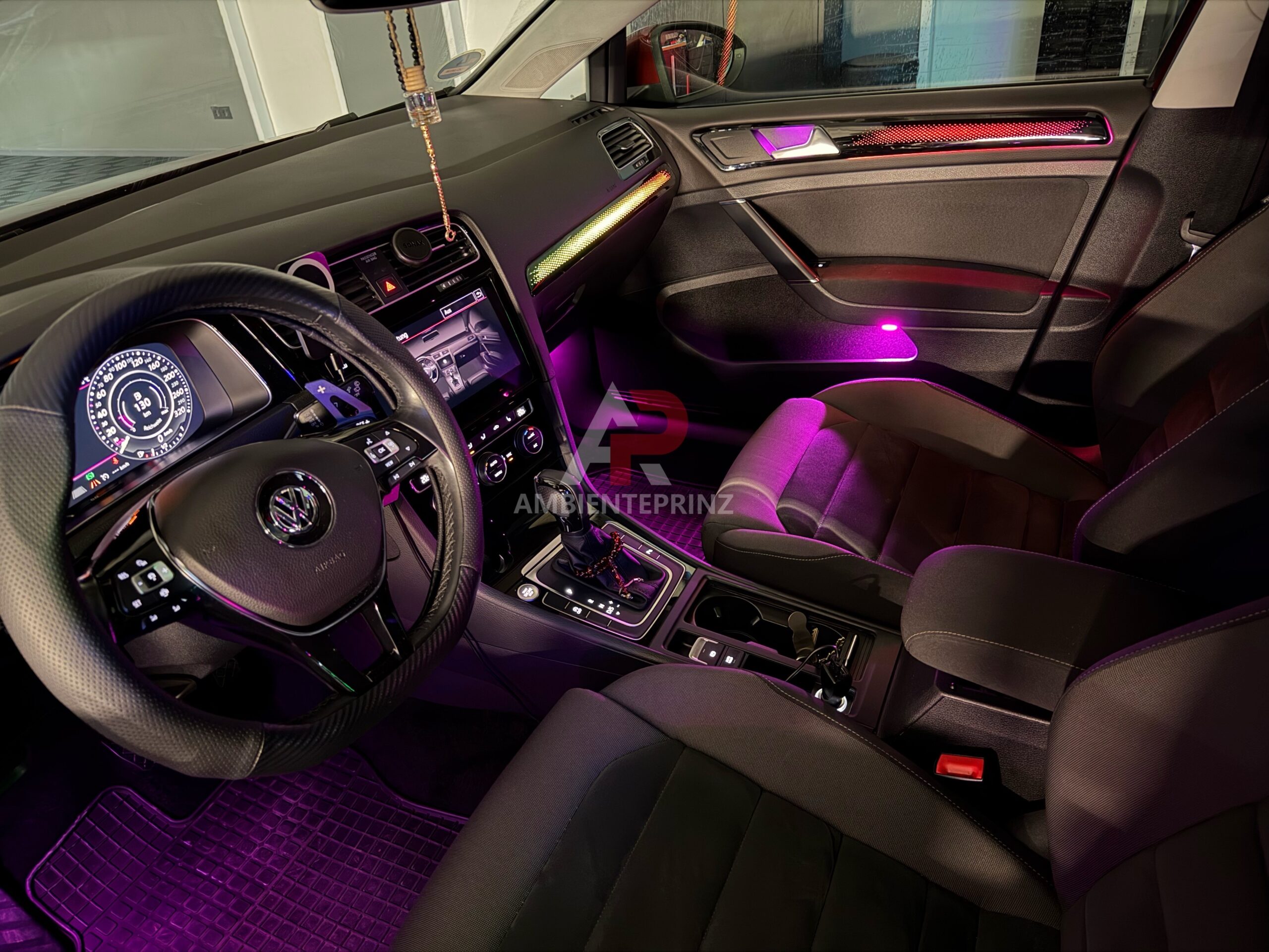 Ambientebeleuchtung für VW Golf 7 inkl. Einbau (Nachrüstung)