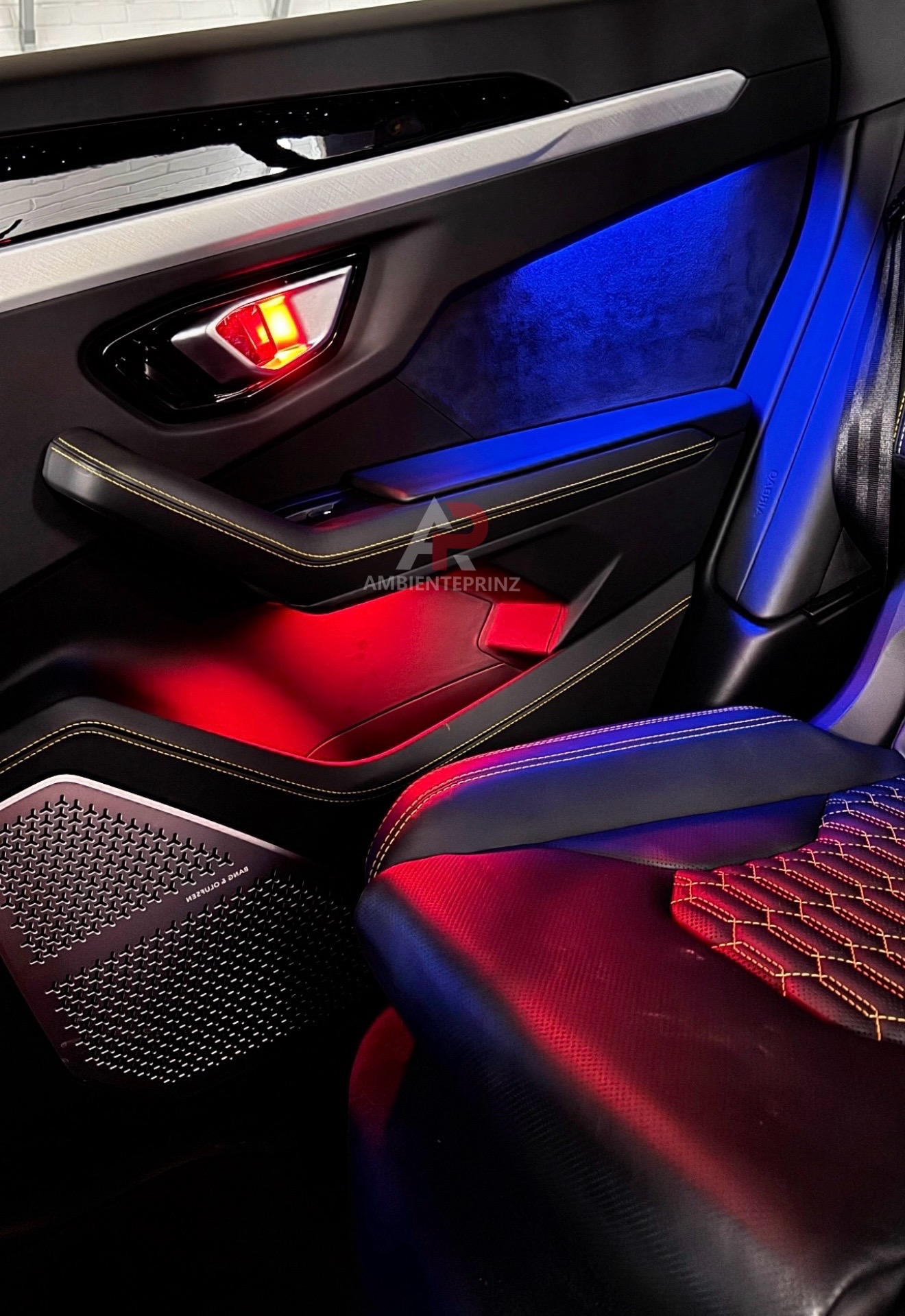 Ambientebeleuchtung für Lamborghini Urus inkl. Einbau (Nachrüstung)